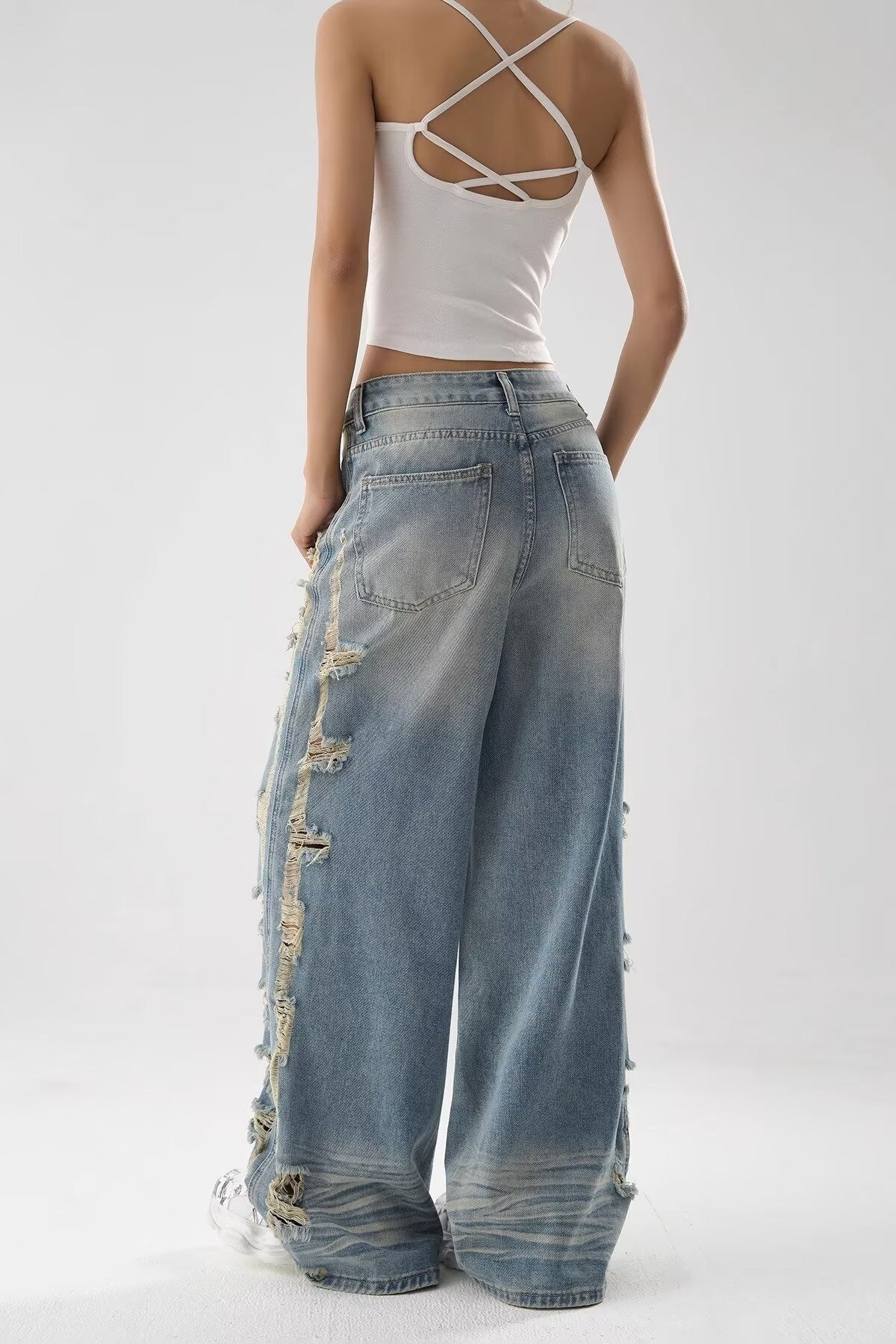 Heraclides Ripped Bleached Jeans