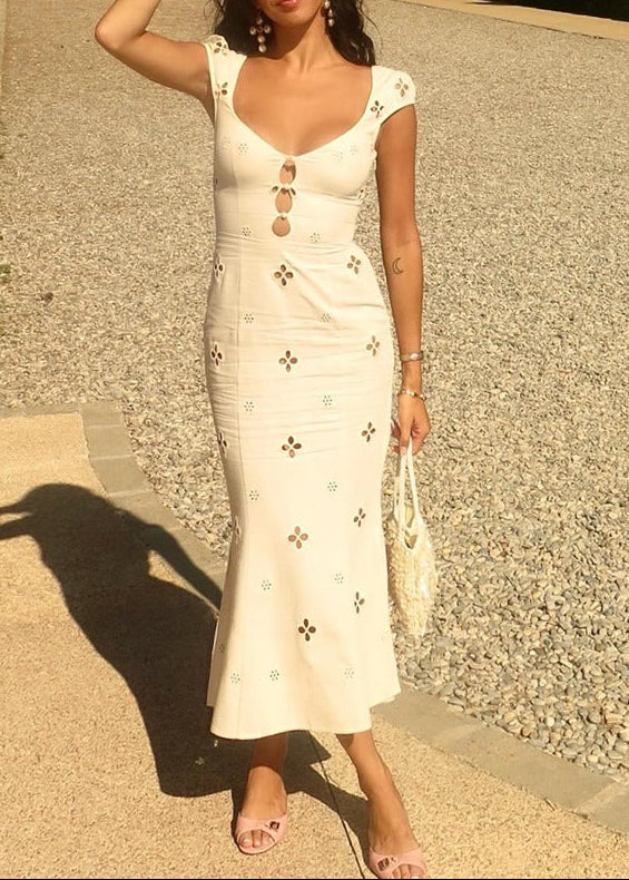 Chenaniah Flower Cutout Midi Dress