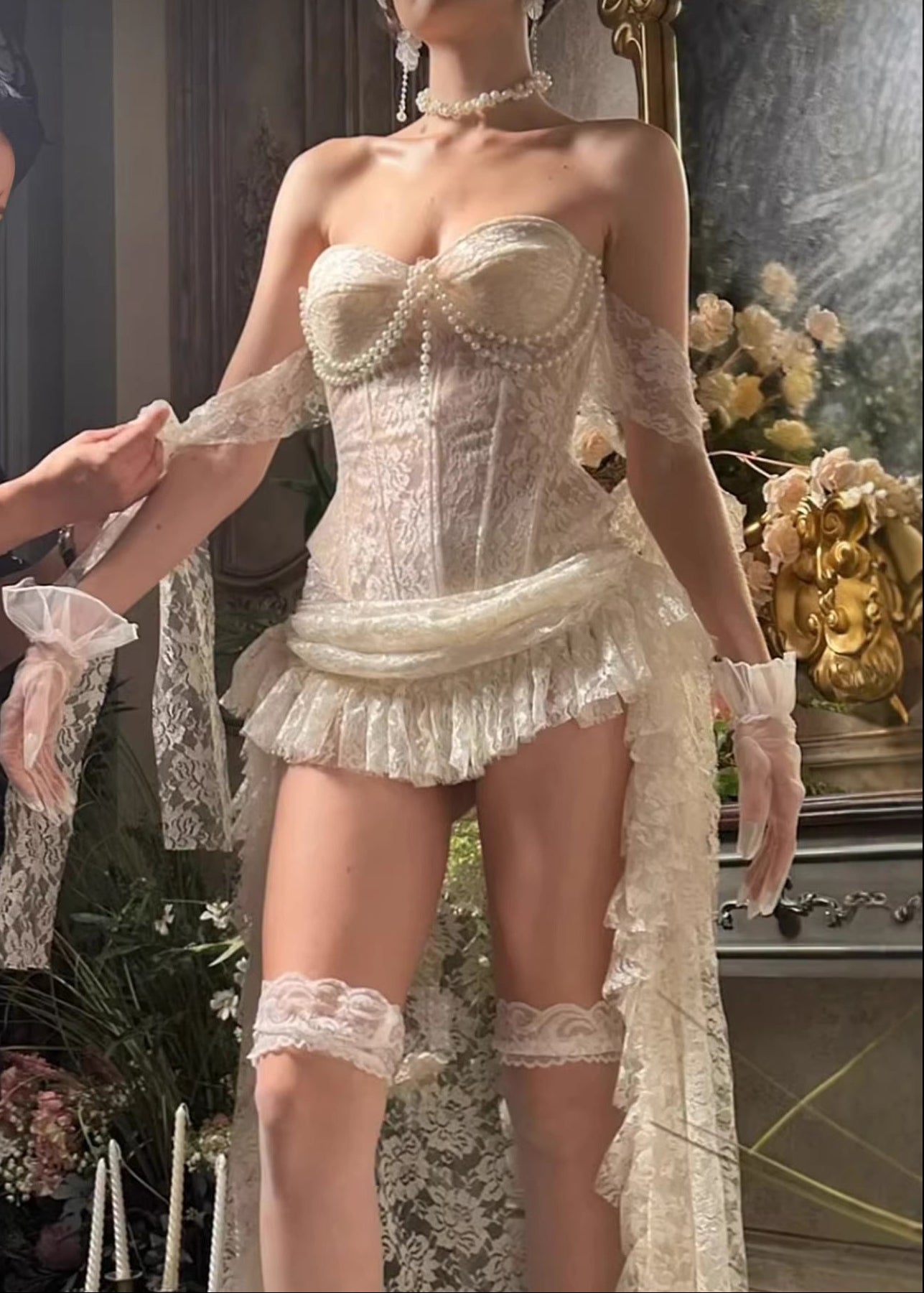 Fatin Corset Pearl Lace Skirt Set