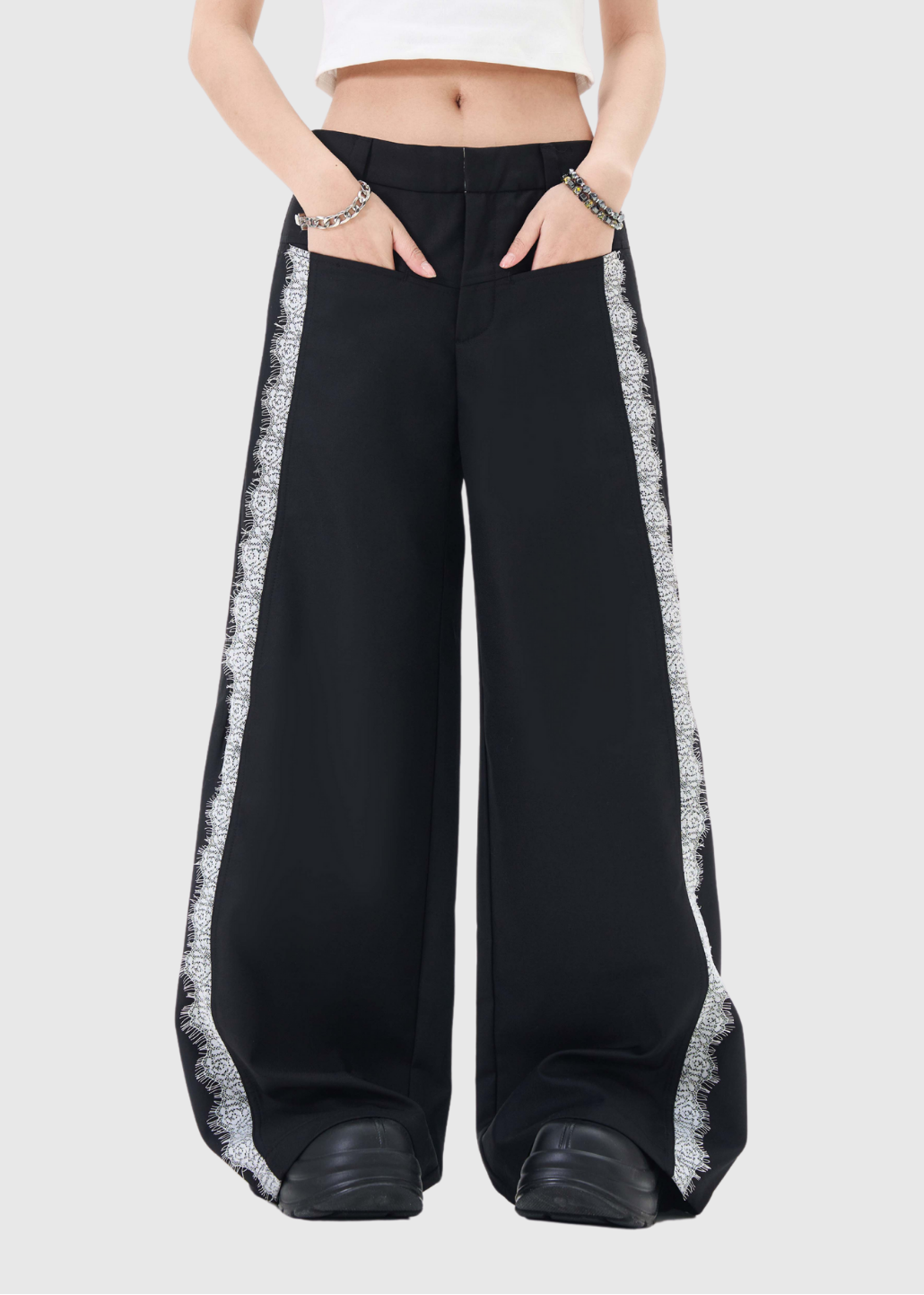 Boyana Lace Pants In Black