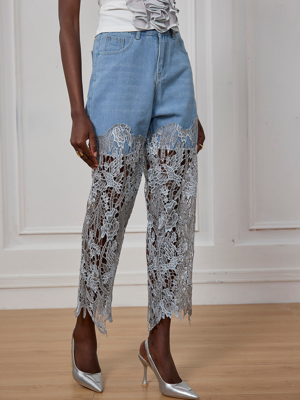 Kottya Embroided Cutout Flower Jeans