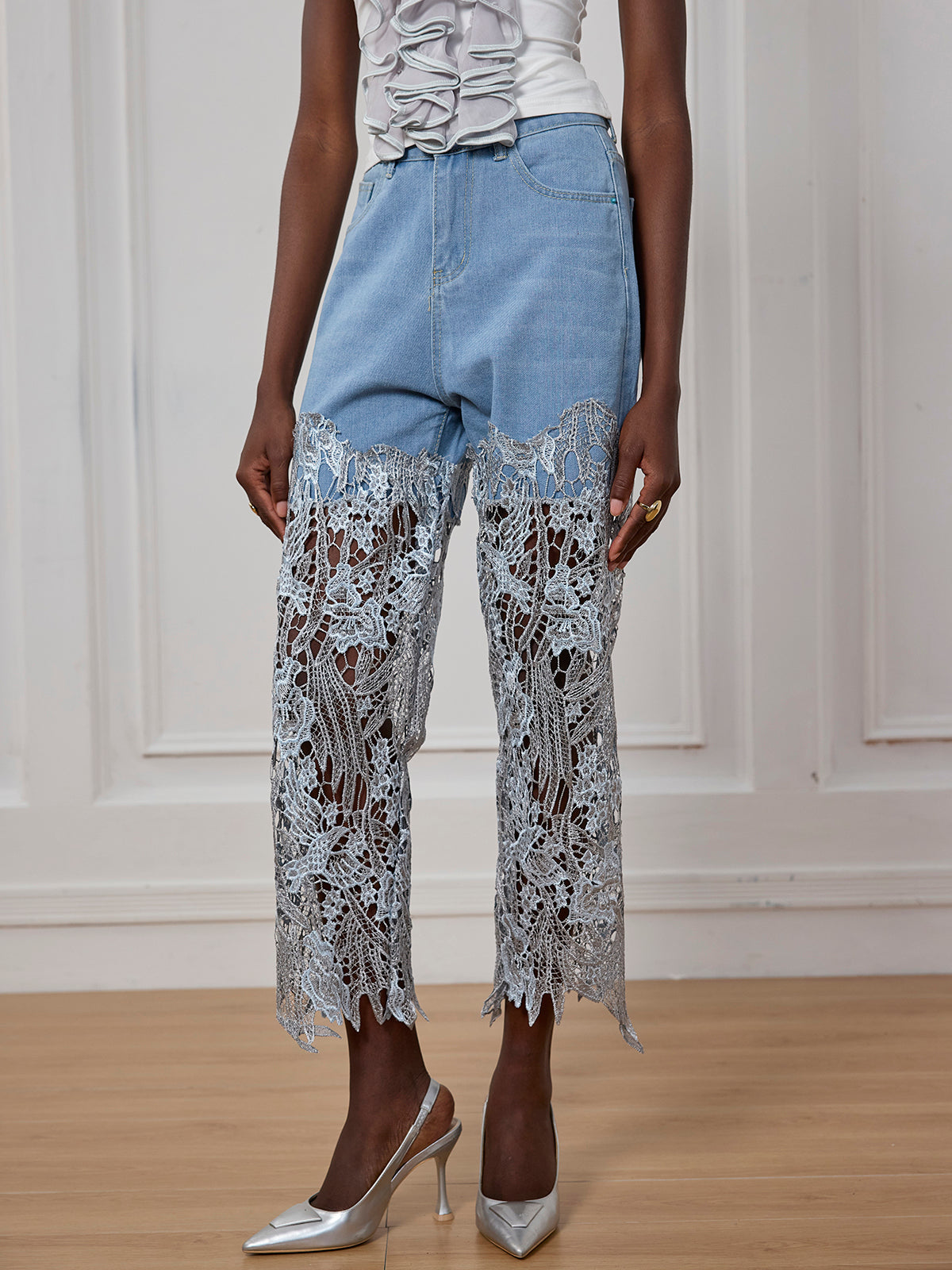 Kottya Embroided Cutout Flower Jeans