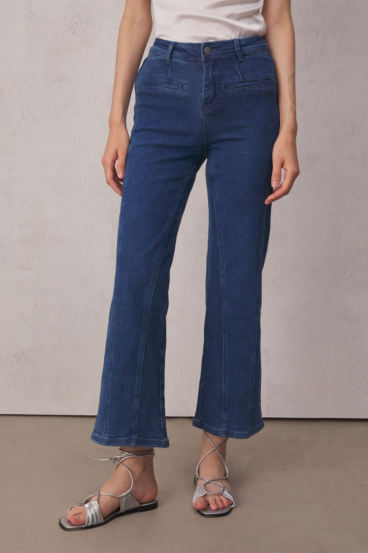 Quill Bow High Rise Jeans