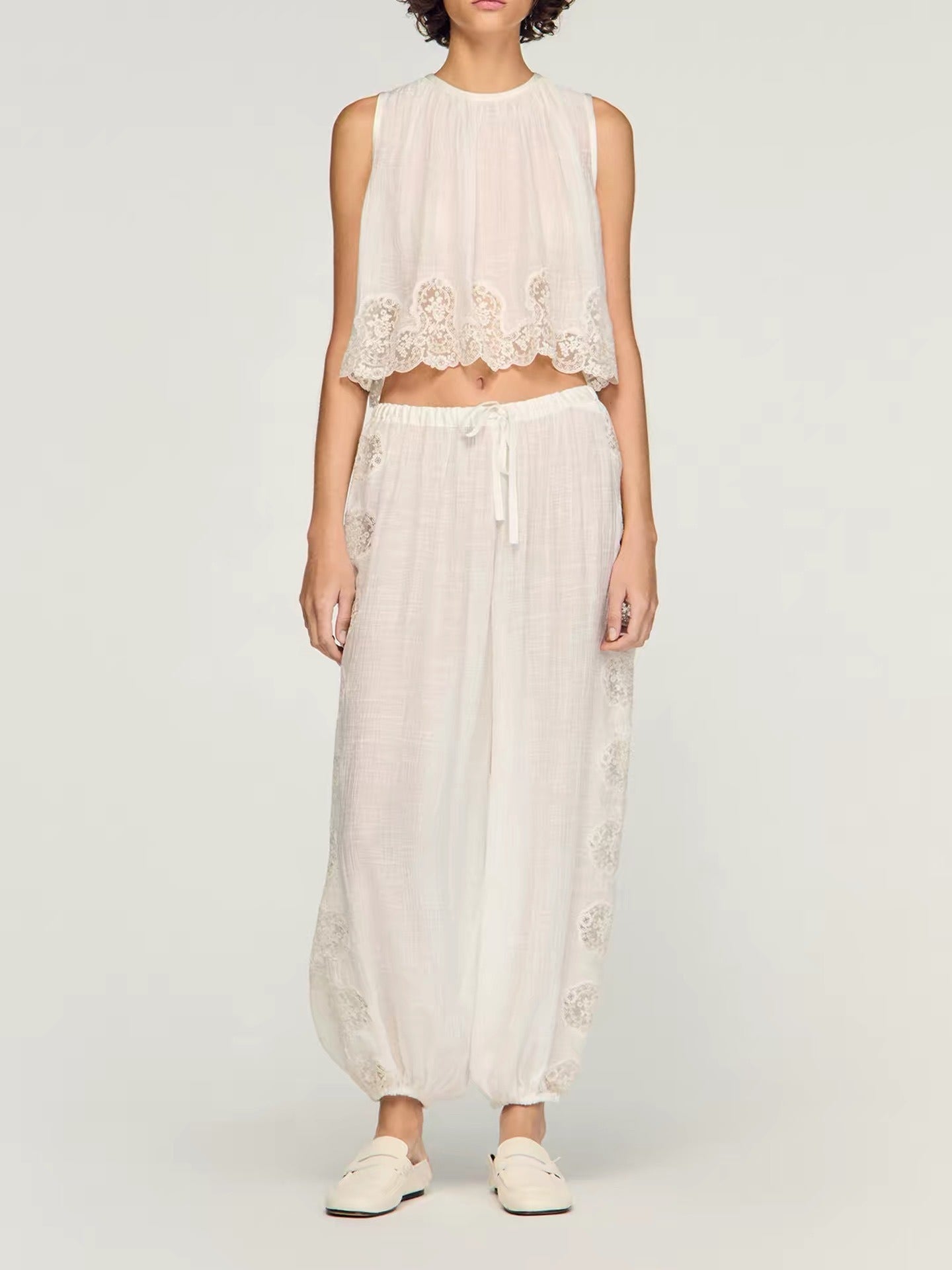 Hamnet Sleeveless Lace Pants Set