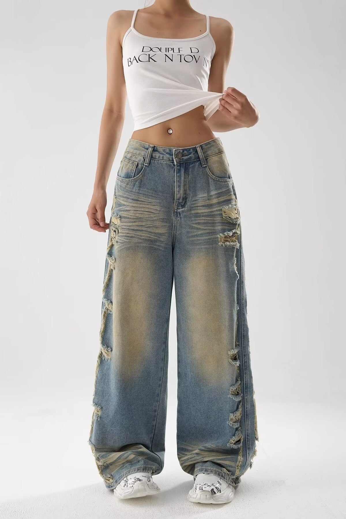 Heraclides Ripped Bleached Jeans