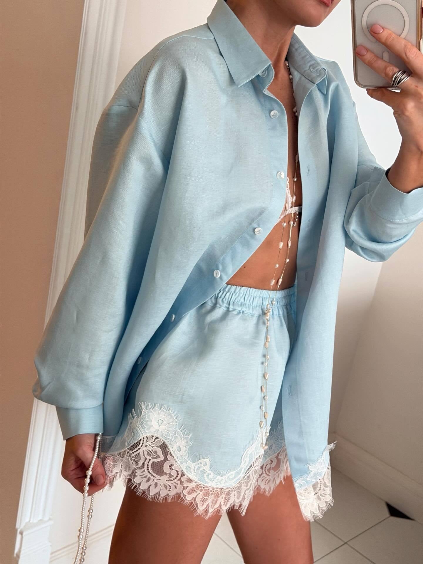 Giselher Lace Shorts Set In Blue