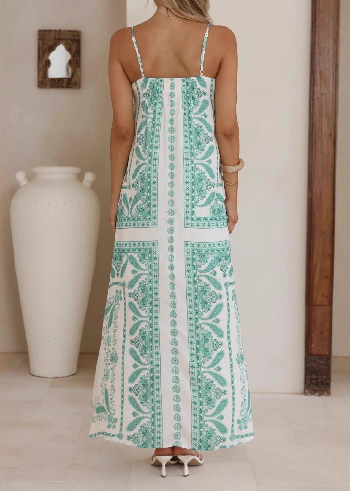 Keahi Spaghetti Floral Maxi Dress