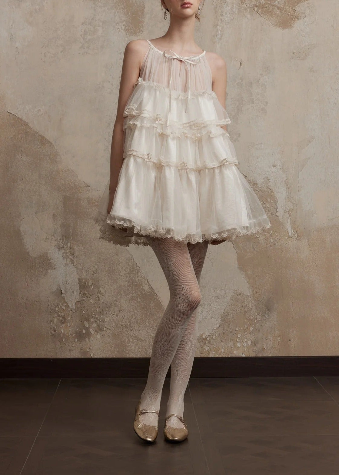 Femme Sleeveless Mesh Puffy Mini Dress In White